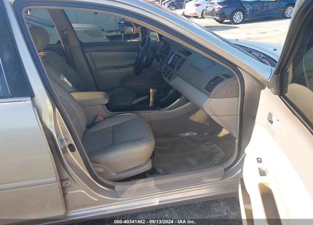 2002 TOYOTA CAMRY LE VIN: 4T1BE32K72U534551