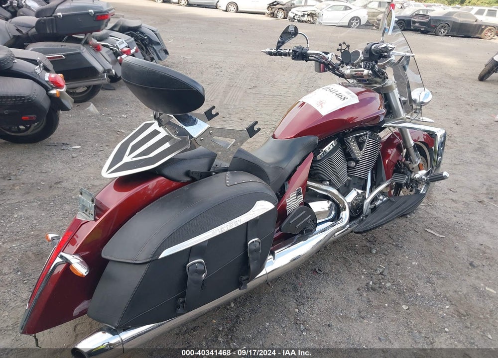 2011 VICTORY MOTORCYCLES CROSS ROADS STANDARD VIN: 5VPBB36NXB3000419