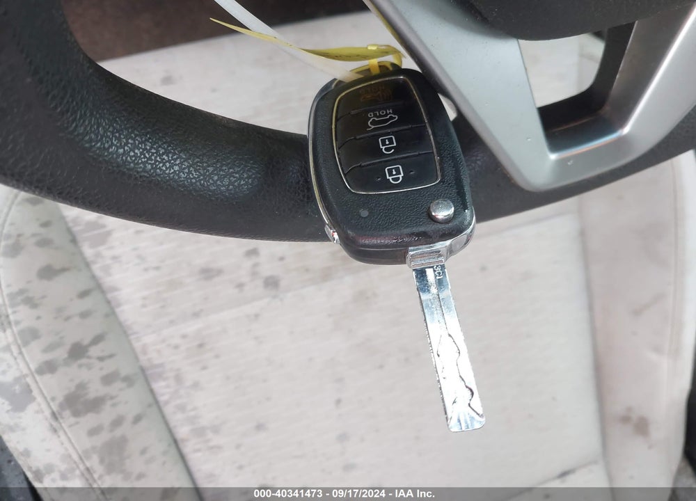 2019 HYUNDAI TUCSON SE VIN: KM8J2CA46KU865113