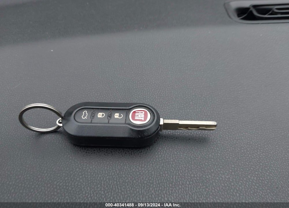 2014 FIAT 500L EASY VIN: ZFBCFABH1EZ013723
