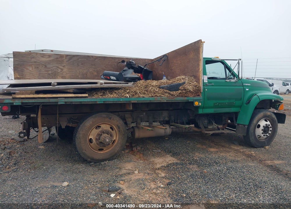 1999 FORD F800 VIN: 3FENF8011XMA20901