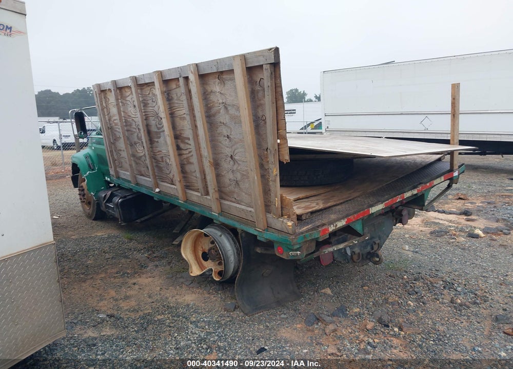 1999 FORD F800 VIN: 3FENF8011XMA20901