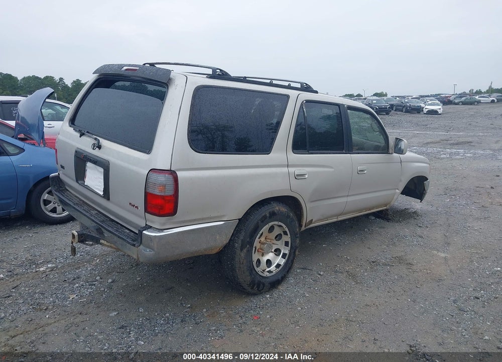 1996 TOYOTA 4RUNNER SR5 VIN: JT3GN86R7T0010375