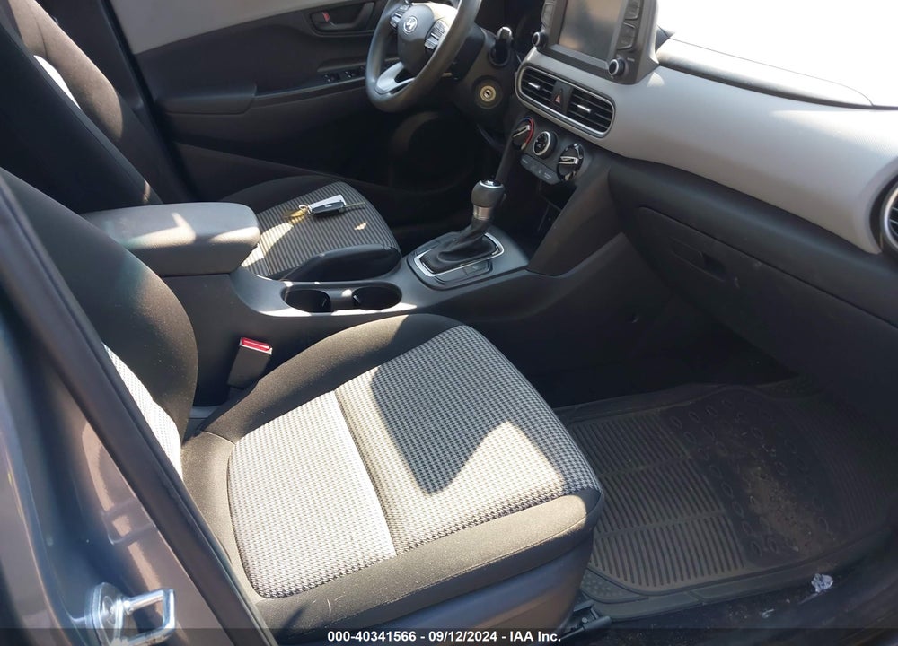2019 HYUNDAI KONA SE VIN: KM8K12AA7KU265367