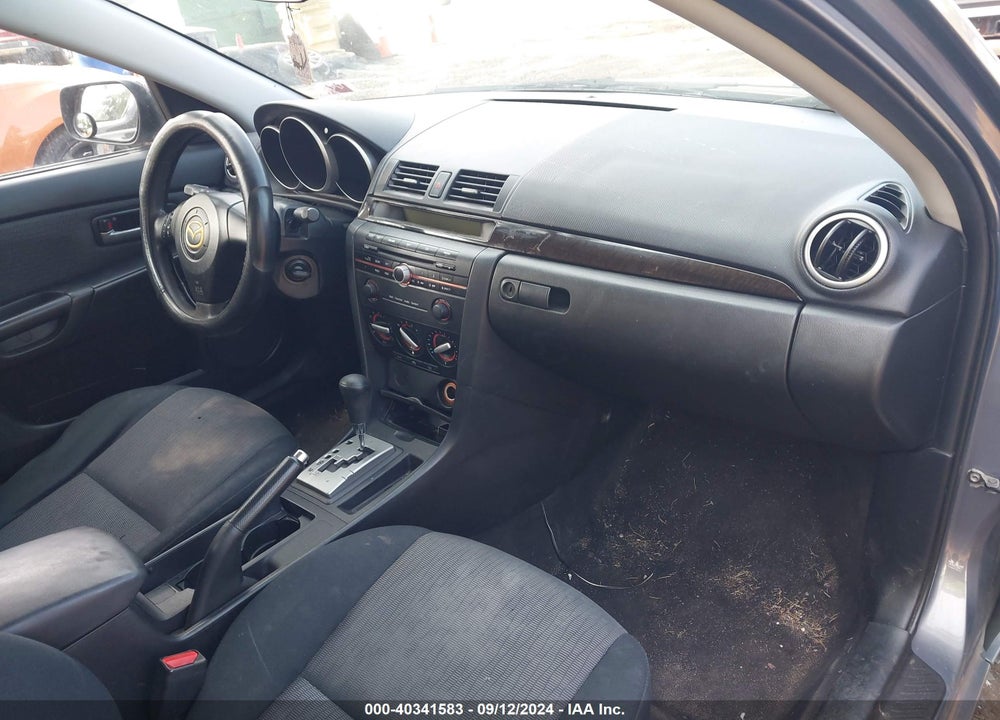 2007 MAZDA 3 I SPORT VIN: JM1BK12G571624206