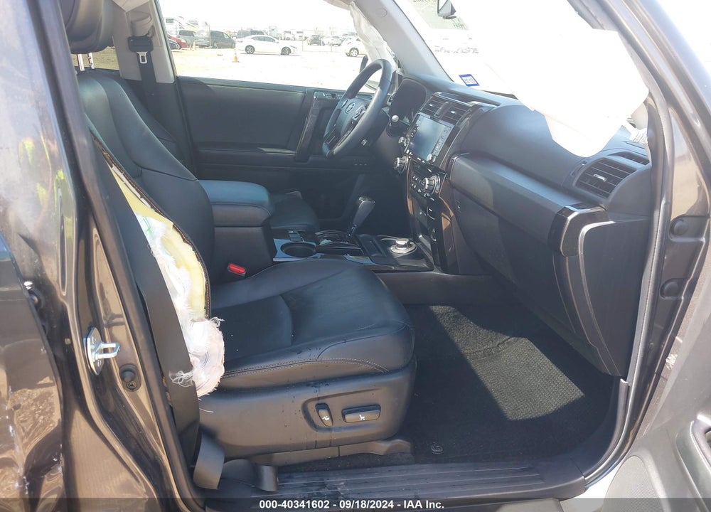 2021 TOYOTA 4RUNNER NIGHTSHADE SPECIAL EDITION VIN: JTEJU5JR3M5899394