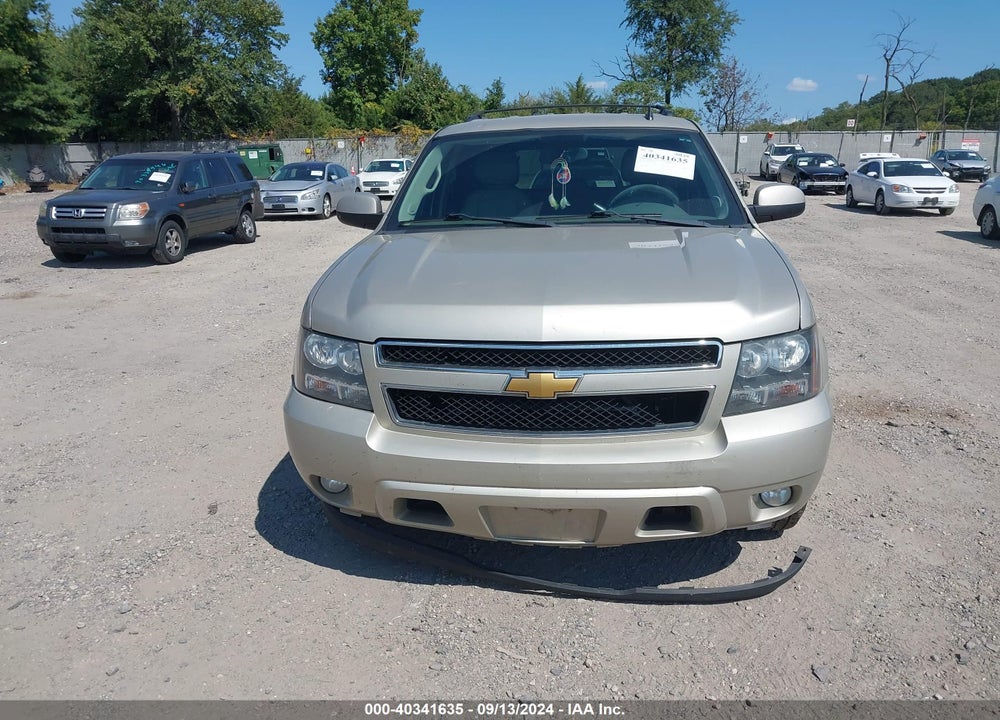 2013 CHEVROLET TAHOE LT VIN: 1GNSCBE01DR242020