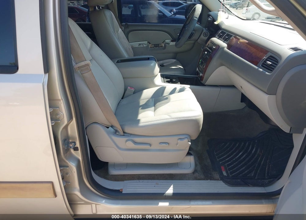 2013 CHEVROLET TAHOE LT VIN: 1GNSCBE01DR242020