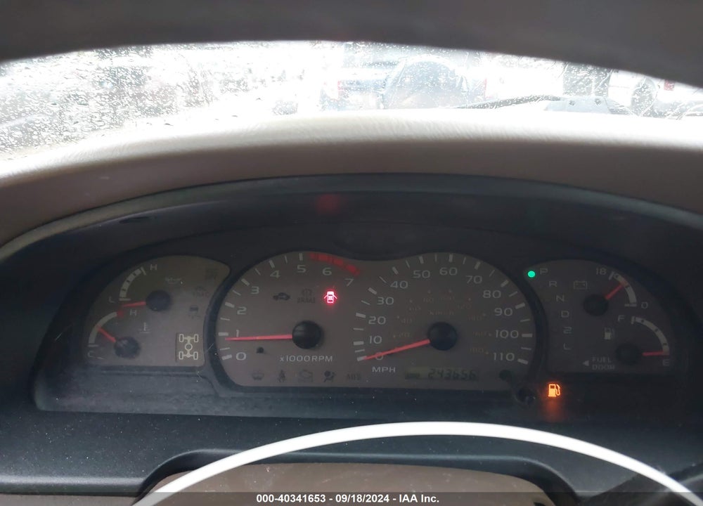 2002 TOYOTA SEQUOIA SR5 V8 VIN: 5TDBT44A22S080119