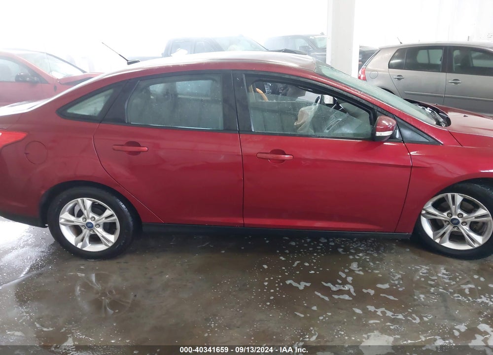 2014 FORD FOCUS SE VIN: 1FADP3F27EL215989