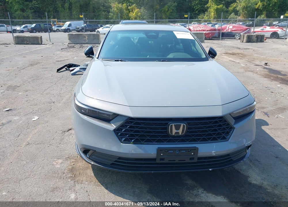 2024 HONDA ACCORD HYBRID SPORT-L VIN: 1HGCY2F77RA037755