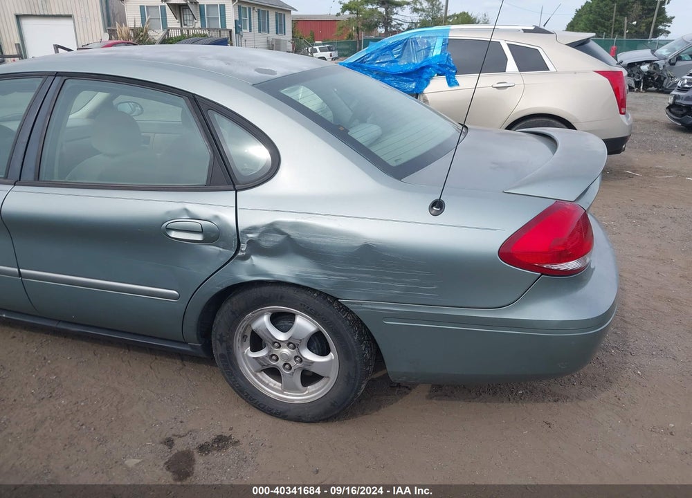 2005 FORD TAURUS SE VIN: 1FAFP53285A173837