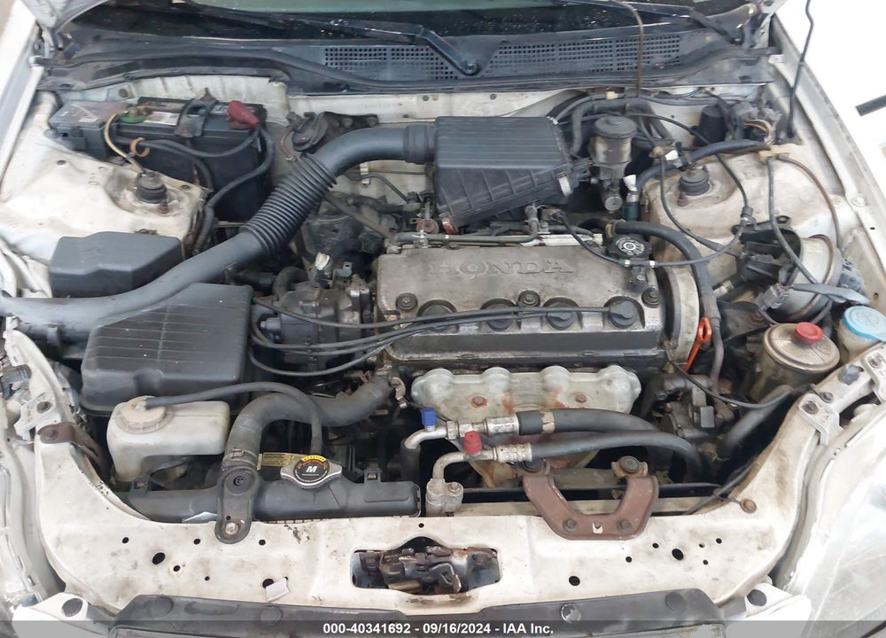 1998 HONDA CIVIC LX VIN: 2HGEJ6677WH611692