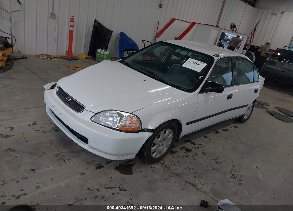 1998 HONDA CIVIC LX VIN: 2HGEJ6677WH611692