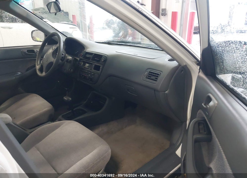 1998 HONDA CIVIC LX VIN: 2HGEJ6677WH611692