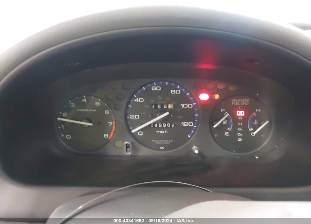 1998 HONDA CIVIC LX VIN: 2HGEJ6677WH611692