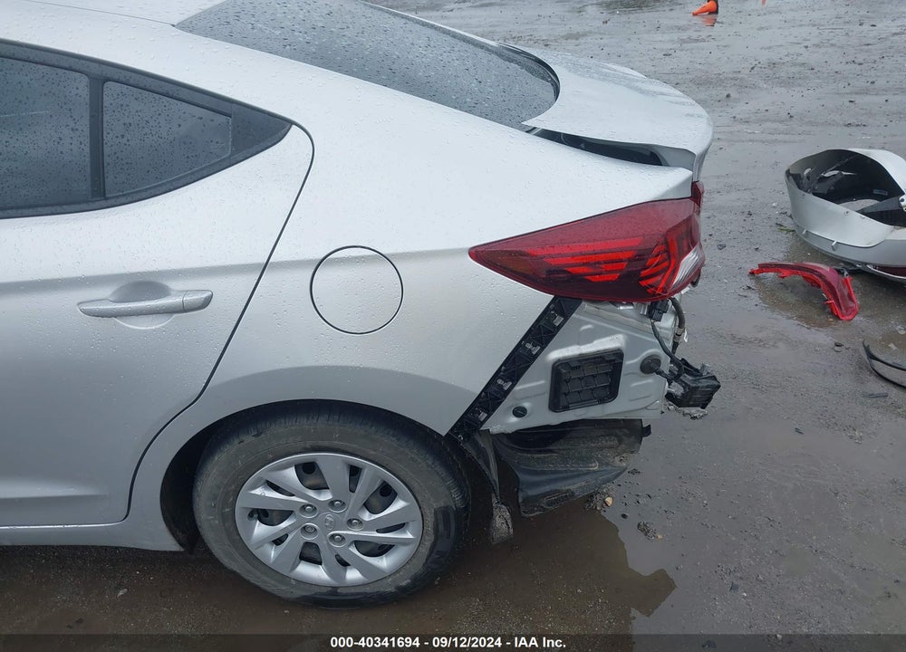 2019 HYUNDAI ELANTRA SE VIN: 5NPD74LF3KH453460