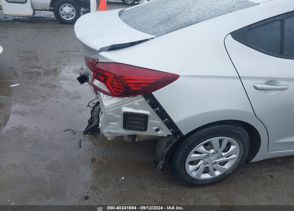 2019 HYUNDAI ELANTRA SE VIN: 5NPD74LF3KH453460