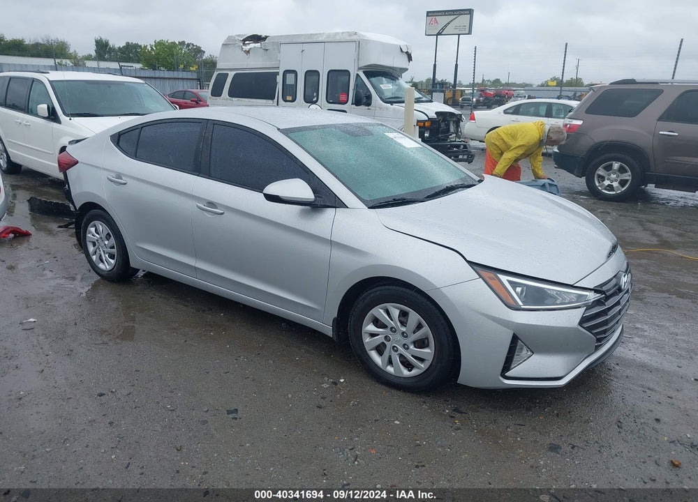 2019 HYUNDAI ELANTRA SE VIN: 5NPD74LF3KH453460