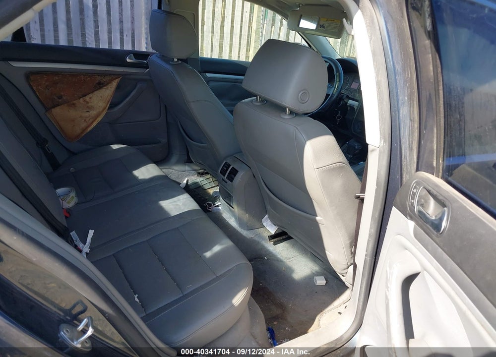 2006 VOLKSWAGEN JETTA 2.5 VIN: 3VWSF71KX6M739184