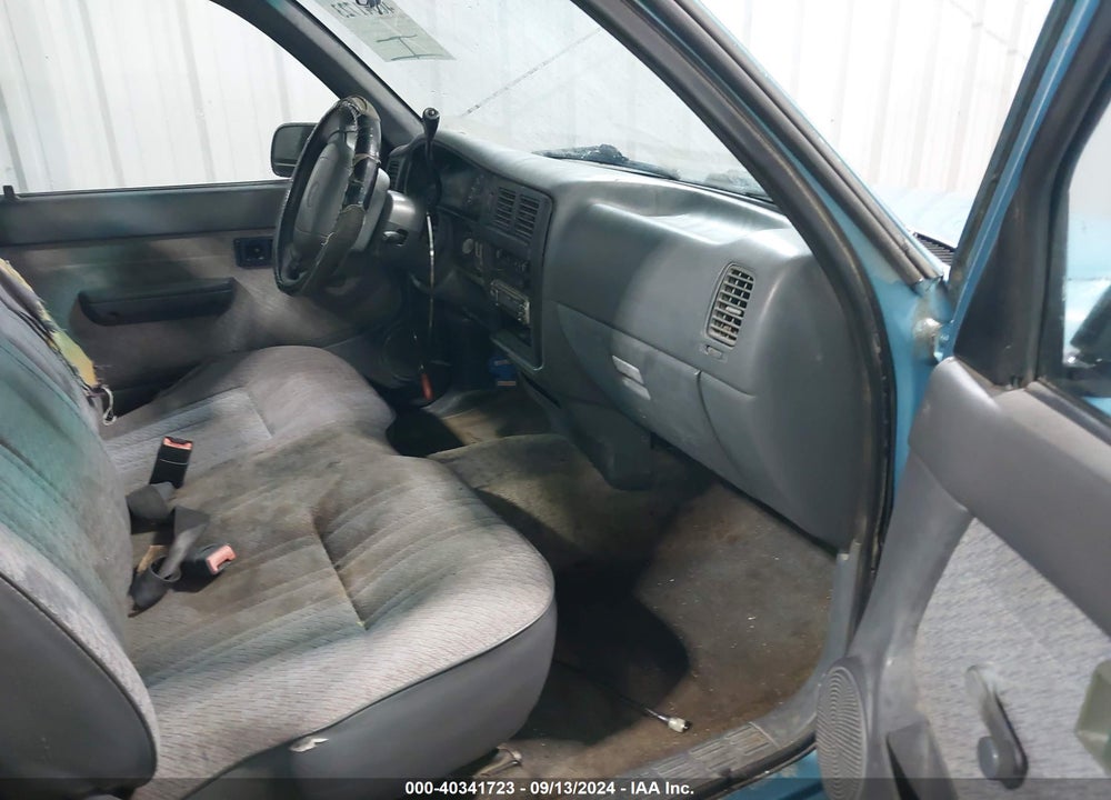 1996 TOYOTA TACOMA VIN: 4TANL42N2TZ094617