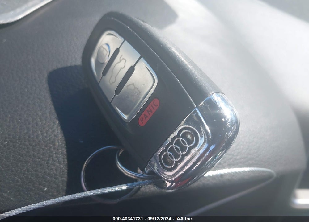 2012 AUDI Q5 2.0T PREMIUM VIN: WA1LFAFP8CA083594