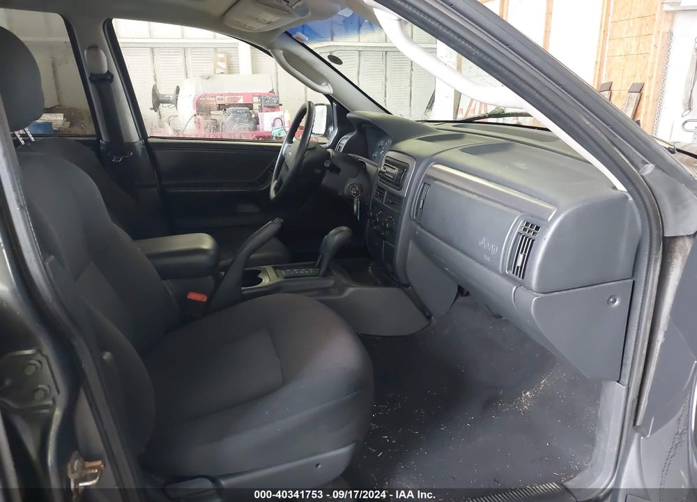 2002 JEEP GRAND CHEROKEE LAREDO VIN: 1J8GW48SX2C225532