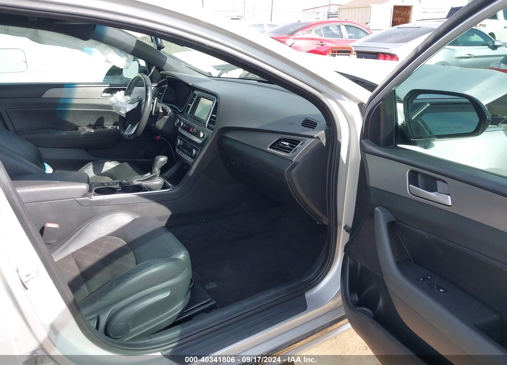 2019 HYUNDAI SONATA SPORT VIN: 5NPE34AF0KH738426