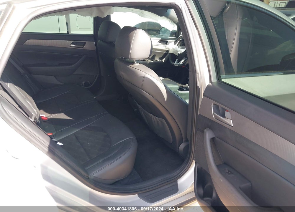 2019 HYUNDAI SONATA SPORT VIN: 5NPE34AF0KH738426