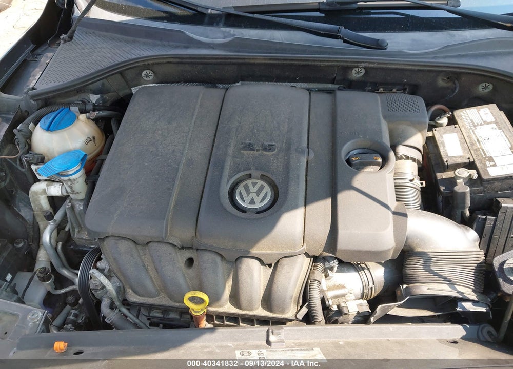2013 VOLKSWAGEN PASSAT 2.5L SE VIN: 1VWBP7A3XDC085971