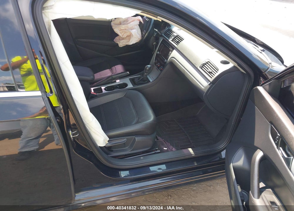 2013 VOLKSWAGEN PASSAT 2.5L SE VIN: 1VWBP7A3XDC085971