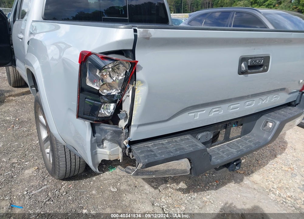 2019 TOYOTA TACOMA SR5 V6 VIN: 5TFAZ5CN2KX081382