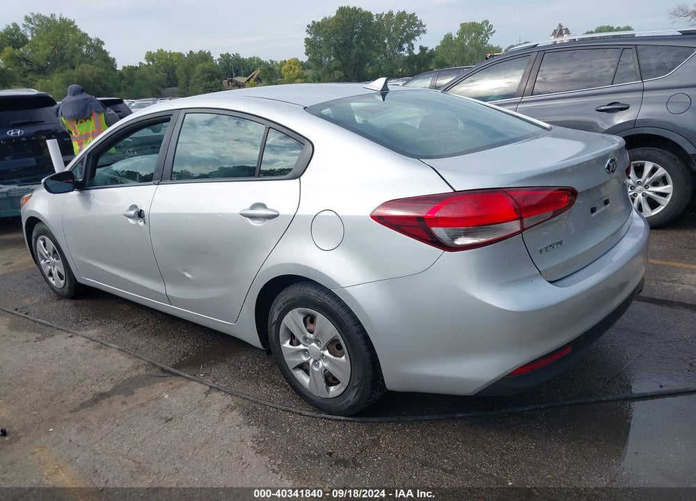 2017 KIA FORTE LX VIN: 3KPFL4A73HE058112