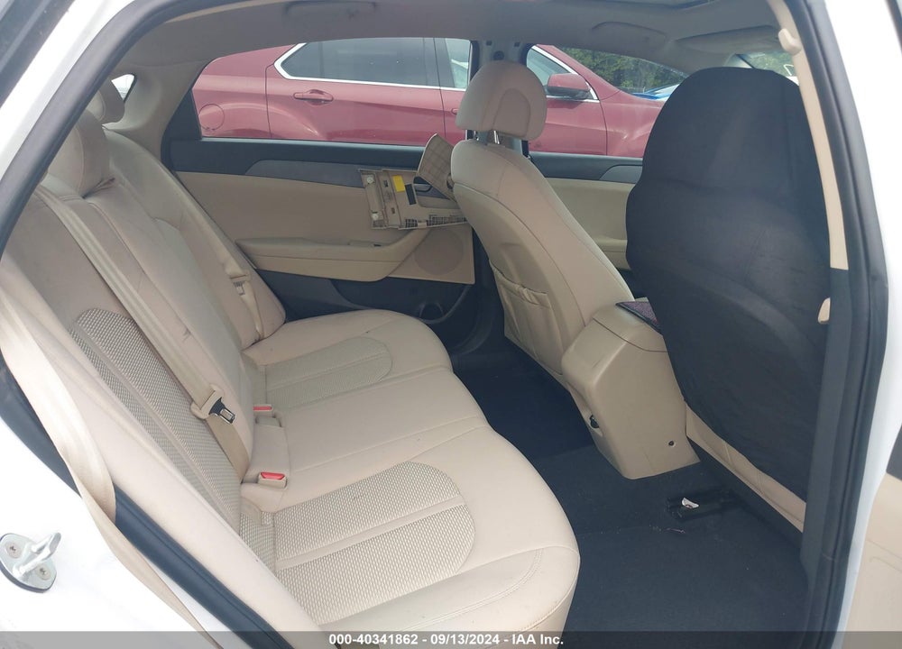 2017 HYUNDAI SONATA SE VIN: 5NPE24AFXHH504404