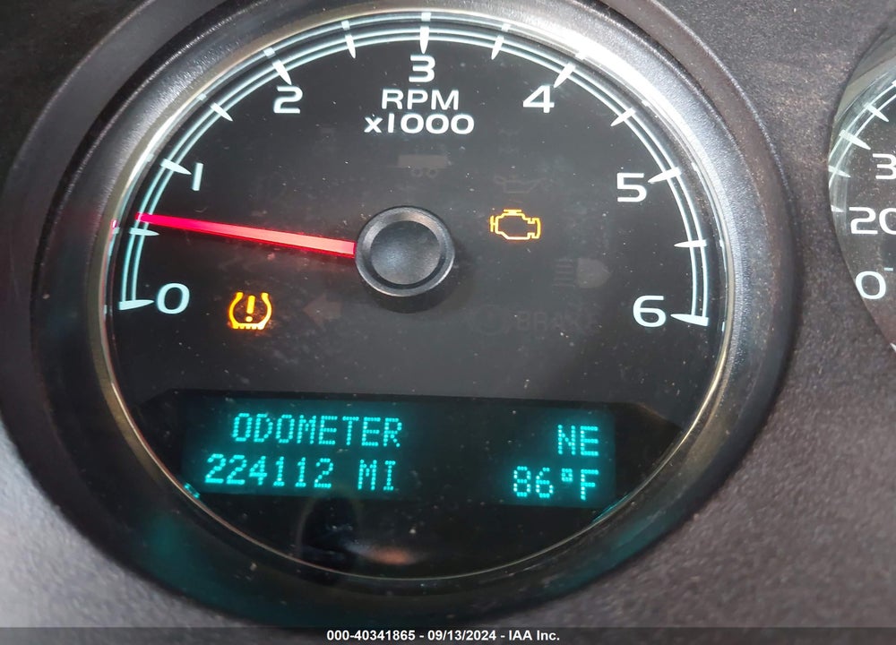 2013 CHEVROLET TAHOE LT VIN: 1GNSCBE09DR259647