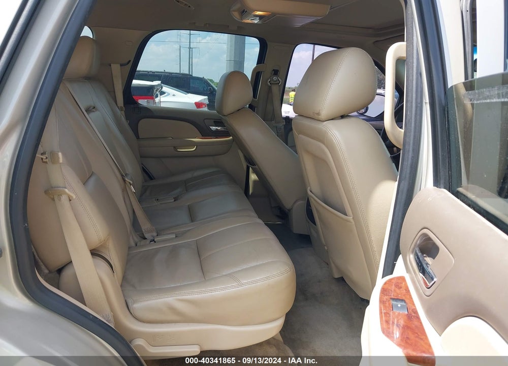 2013 CHEVROLET TAHOE LT VIN: 1GNSCBE09DR259647
