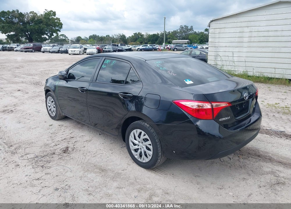 2019 TOYOTA COROLLA LE VIN: 5YFBURHE5KP878520