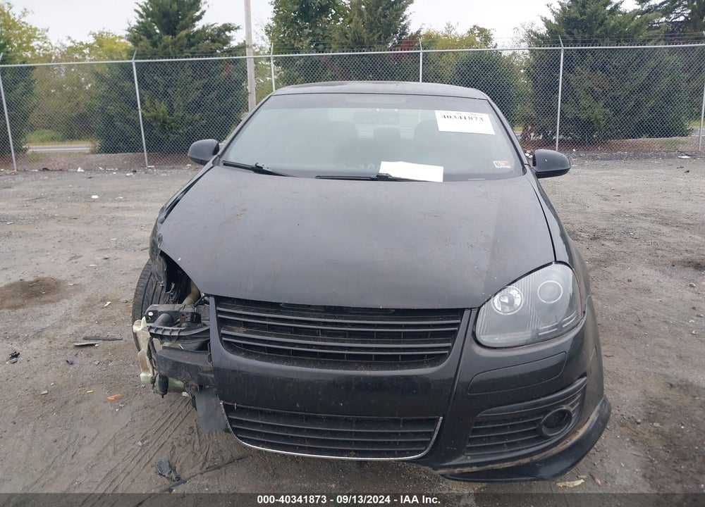 2010 VOLKSWAGEN JETTA TDI VIN: 3VWRL7AJ2AM089595
