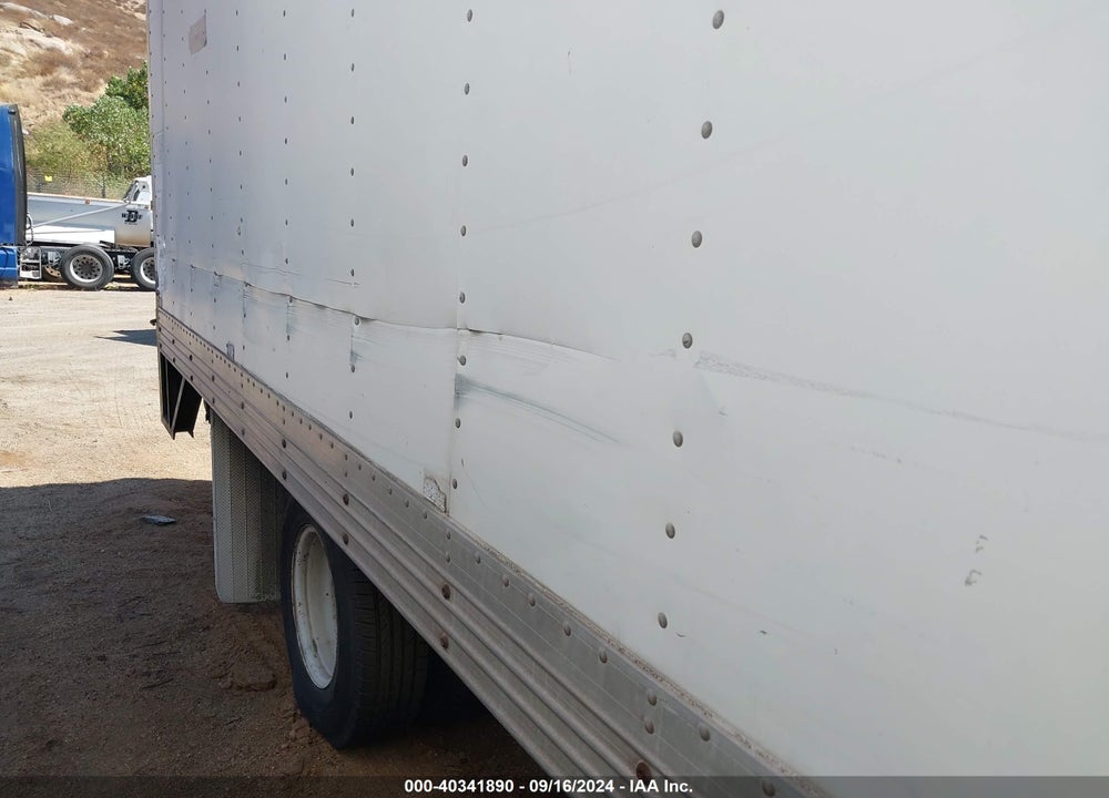 2001 ISUZU NPR VIN: JALC4B14517003868