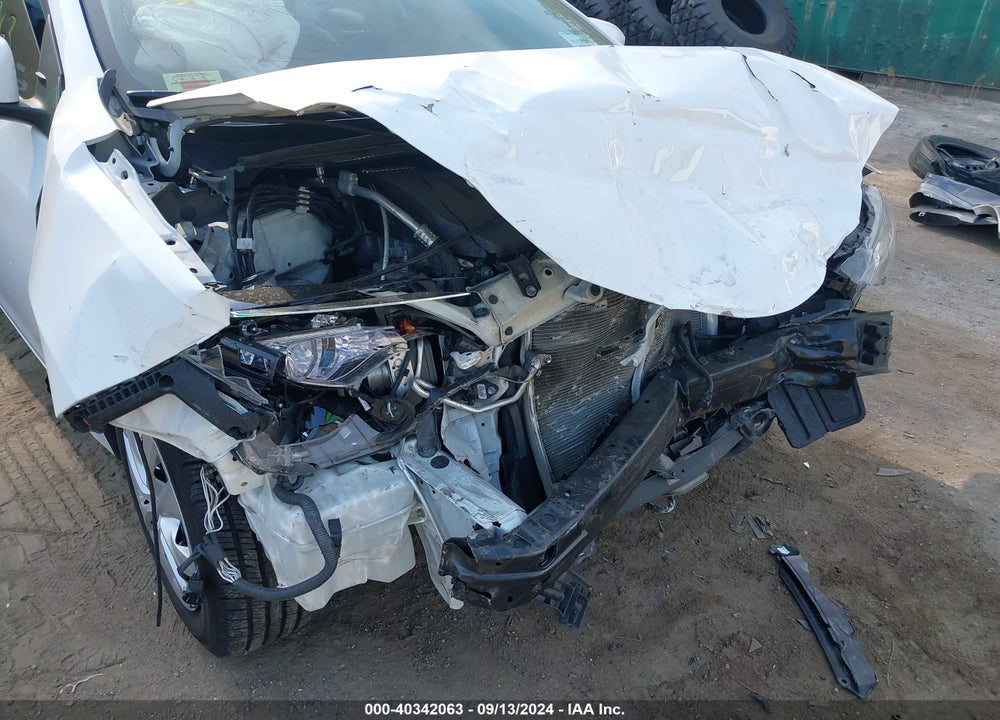 2017 TOYOTA COROLLA L VIN: 2T1BURHE5HC780290