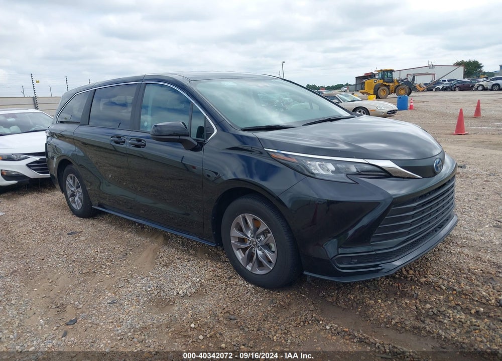 2024 TOYOTA SIENNA LE VIN: 5TDKRKEC6RS189230