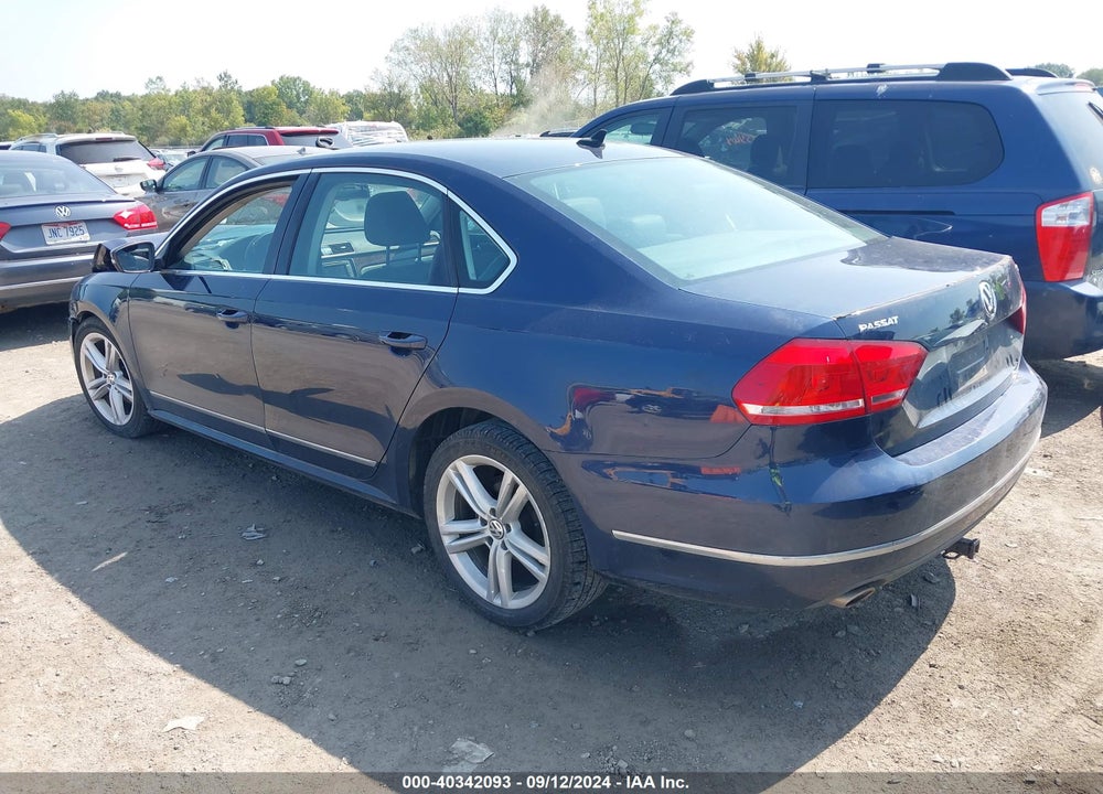 2013 VOLKSWAGEN PASSAT 2.0L TDI SEL PREMIUM VIN: 1VWCN7A33DC095333