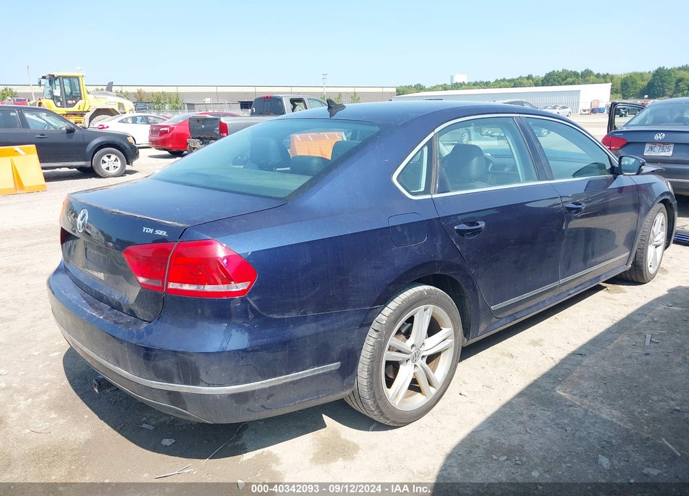 2013 VOLKSWAGEN PASSAT 2.0L TDI SEL PREMIUM VIN: 1VWCN7A33DC095333
