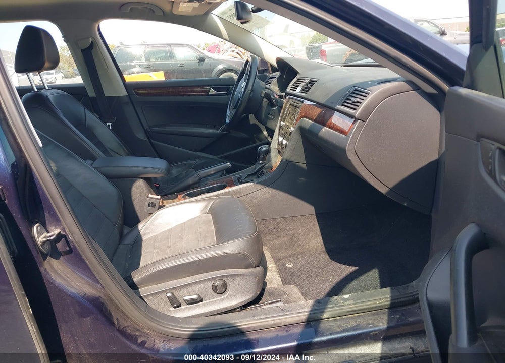 2013 VOLKSWAGEN PASSAT 2.0L TDI SEL PREMIUM VIN: 1VWCN7A33DC095333