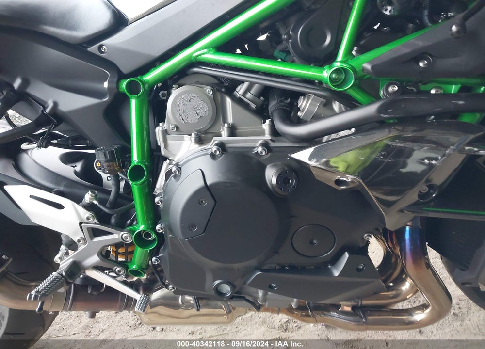 2022 KAWASAKI ZX1002 VIN: JKBZXVJ15NA004219