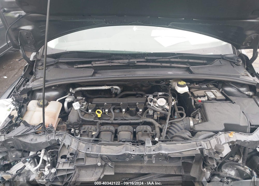2018 FORD FOCUS TITANIUM VIN: 1FADP3N21JL232220