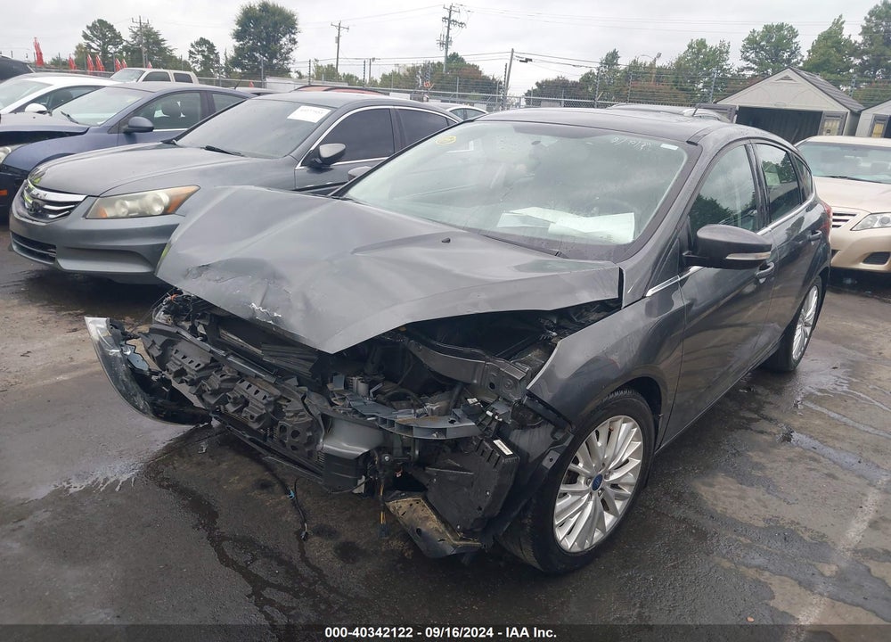 2018 FORD FOCUS TITANIUM VIN: 1FADP3N21JL232220