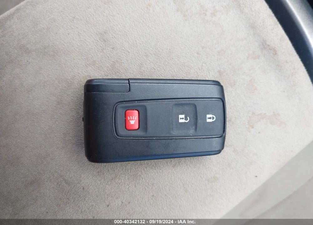 2007 TOYOTA PRIUS VIN: JTDKB20U477641297