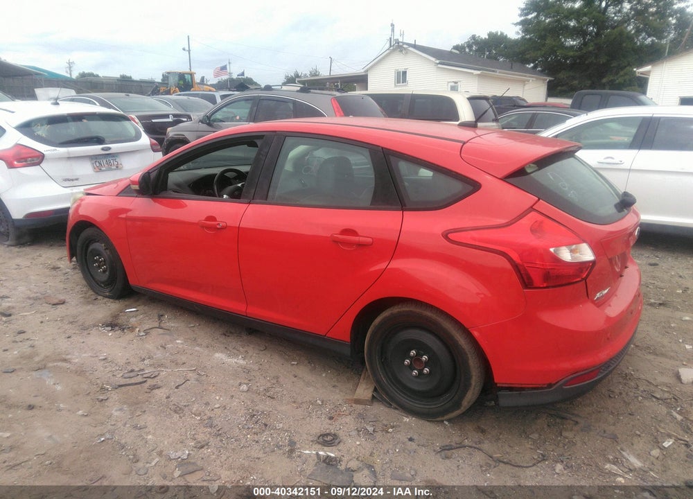 2014 FORD FOCUS SE VIN: 1FADP3K28EL205848