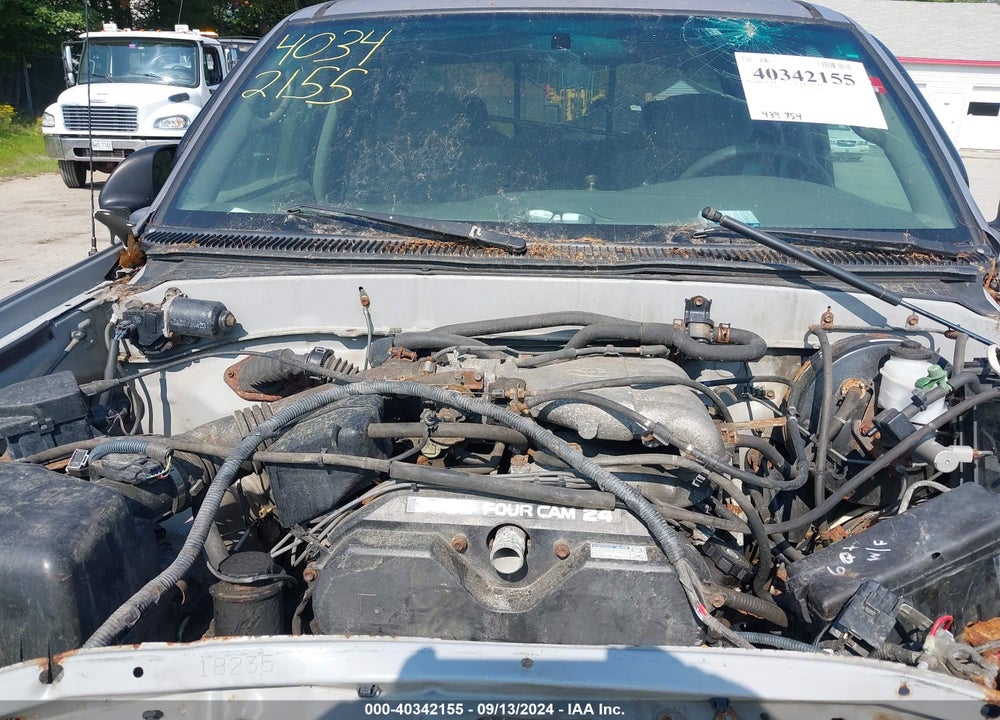 2002 TOYOTA TUNDRA SR5 VIN: 5TBBN44112S291704